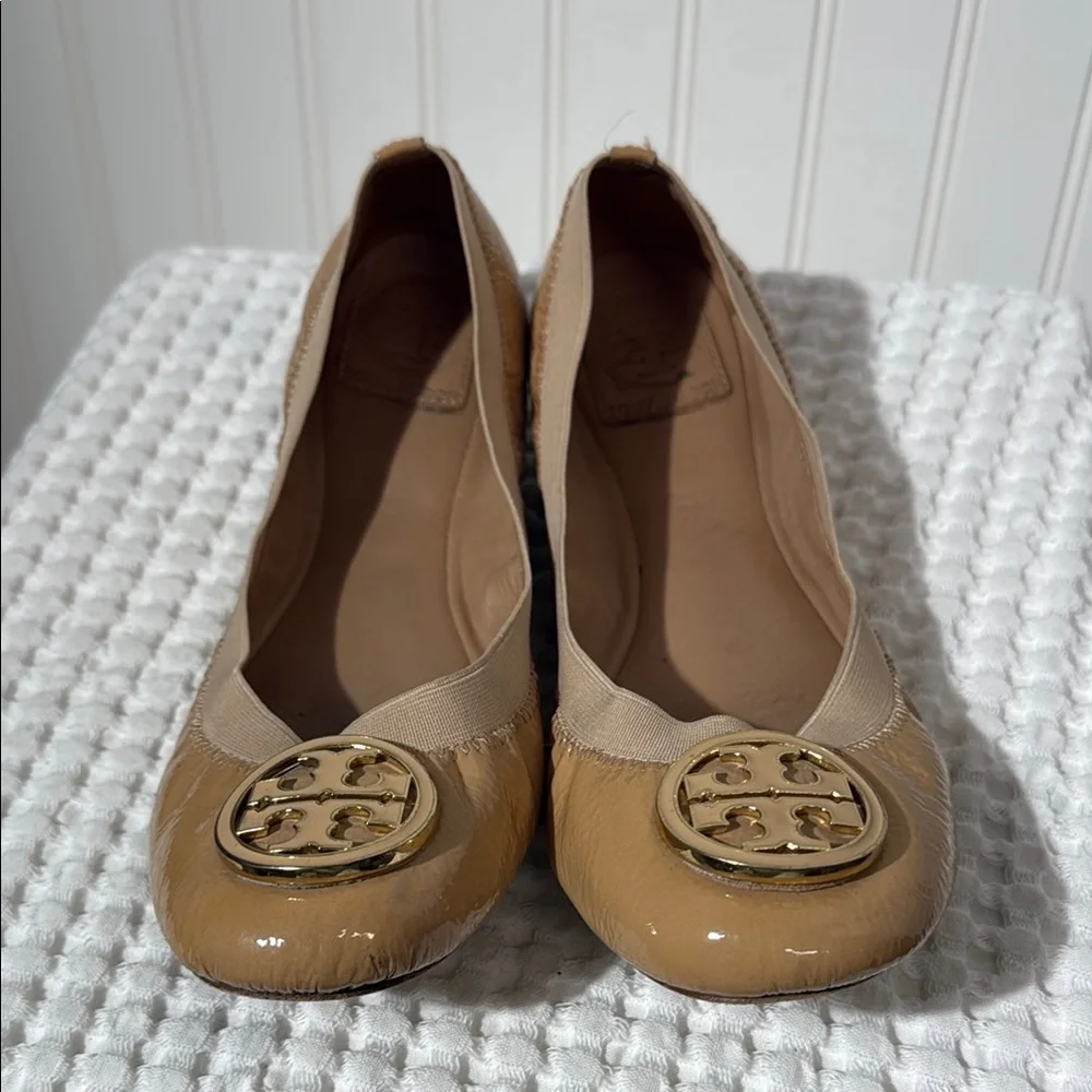 Tory Burch Tan Leather Reva Ballet Flats with Gold Logo